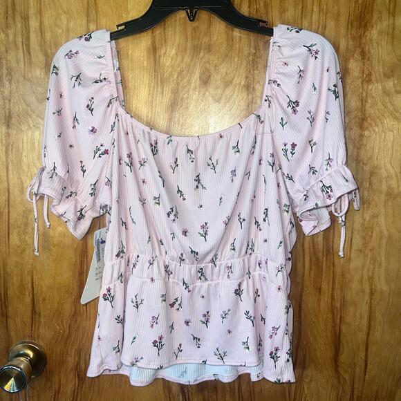 NWT Short Sleeve Light Pink Floral Ribbed Off Shoulder Blouse Size Large - Picture 2 of 10